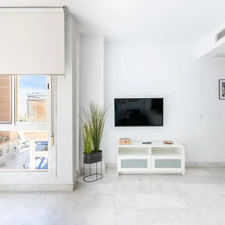 Wintowinrentals Quiet Apartment, Good Location, Free Parking Málaga Extérieur photo